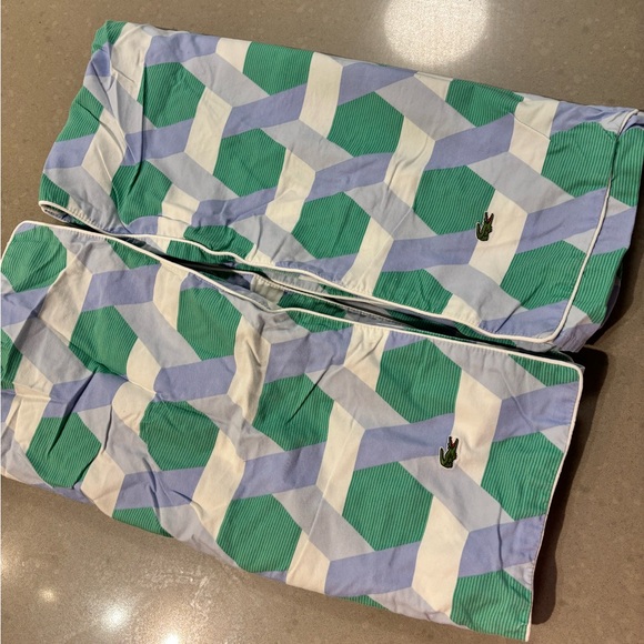 EUC Lacoste Green and Blue Duvet set with 2 pillow covers- in original packaging - Picture 2 of 5